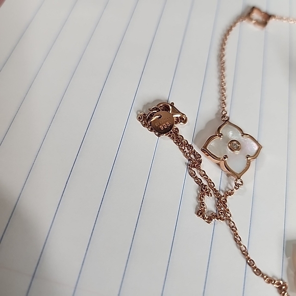 Mother of Pearl Flower Necklace and Sterling Silver and 2 pair of earrings set - Picture 5 of 7